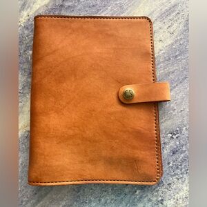 Chic Sparrow A5 Travelers Notebook Number 10 Folio New Wabi Sabi Leather Cascade